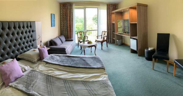 Burg Wassenberg Hotell Eksteriør bilde