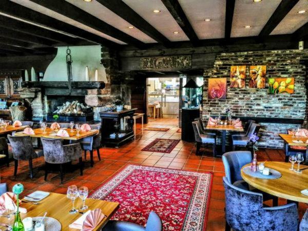 Burg Wassenberg Hotell Eksteriør bilde