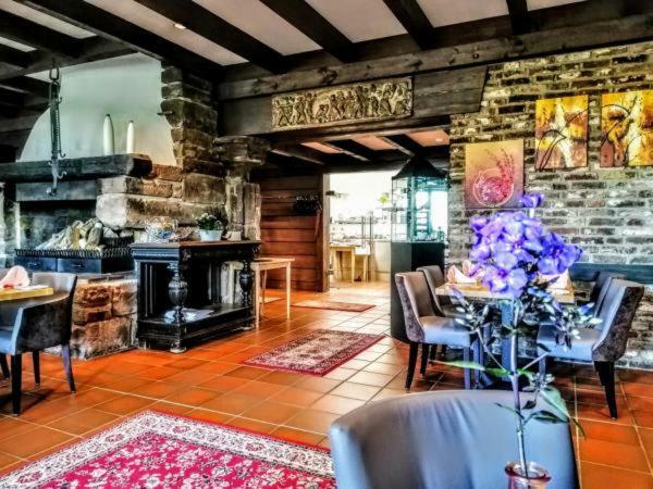 Burg Wassenberg Hotell Eksteriør bilde