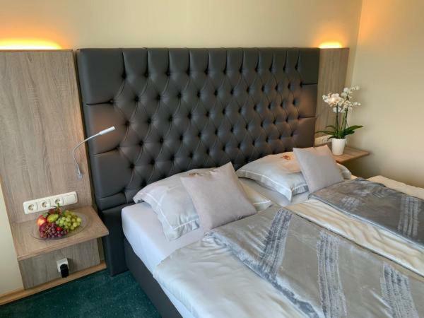 Burg Wassenberg Hotell Eksteriør bilde